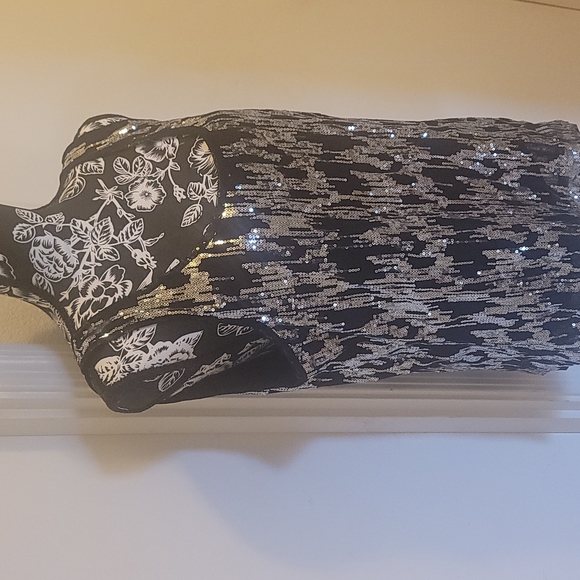 Calvin Klein Tank top - Picture 2 of 4